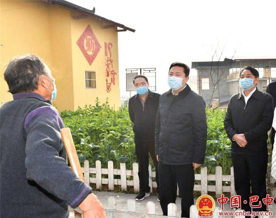 罗增斌到通江县调研督导农村疫情防控、重点项目复工、脱贫攻坚和春耕生产工作