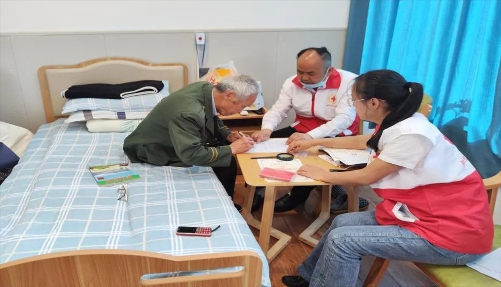 致敬！恩阳区一耄耋老人签署遗体捐献协议--为生命留下一份厚礼